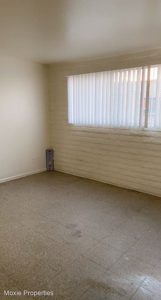 2738 W Augusta Ave - Photo 2 of 7