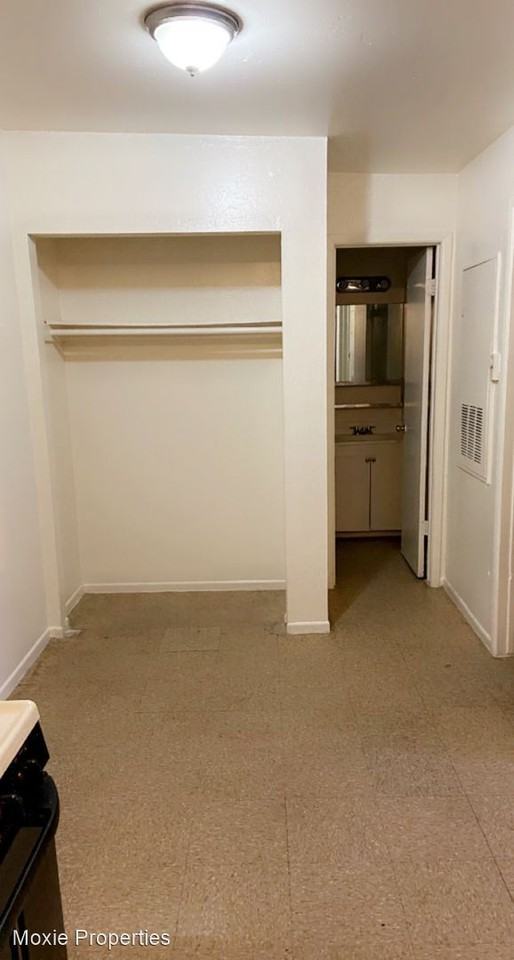 2738 W Augusta Ave - Photo 3 of 7