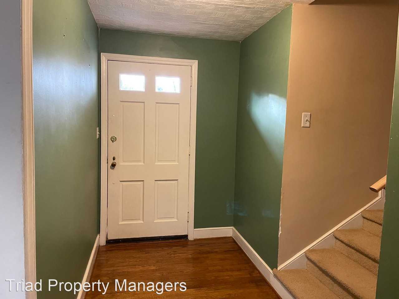 814 Larkwood Dr - Photo 2 of 33