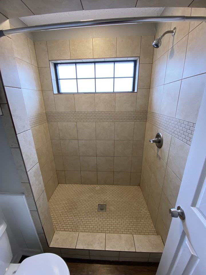 8205 Sw 36th St - Photo 7 of 12