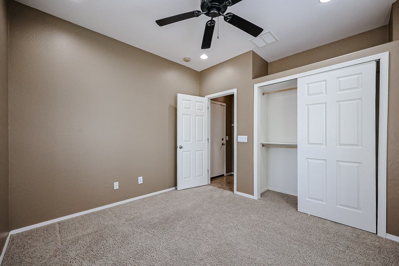 41407 W Barcelona Dr - Photo 5 of 25