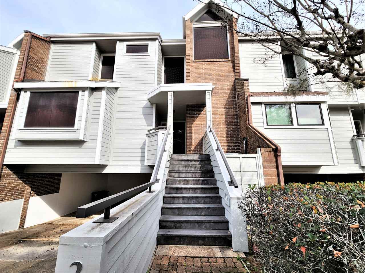 2013 Enterprise Ave #3 - Photo 2 of 16