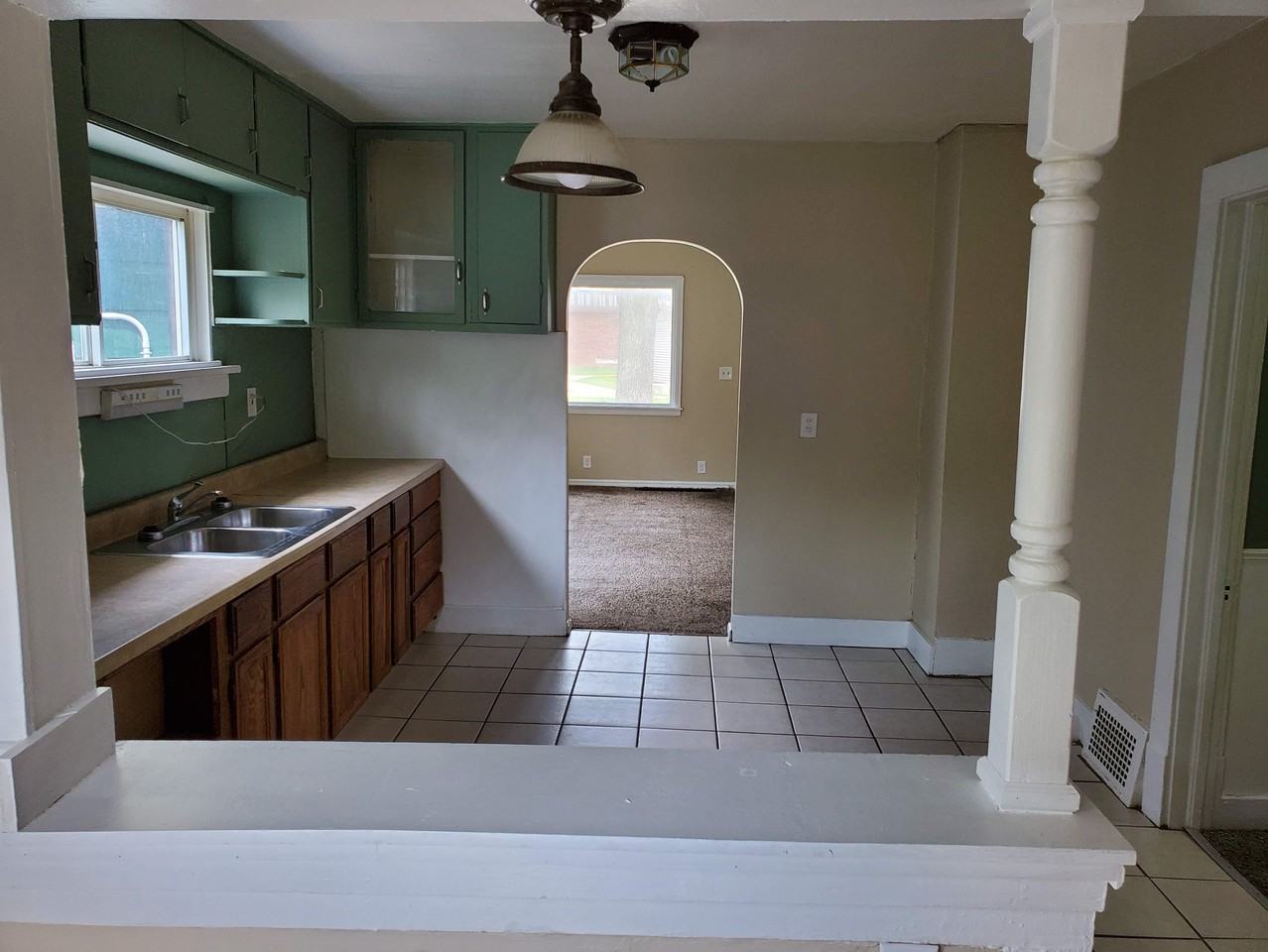 113 Harrison Blvd - Photo 7 of 23