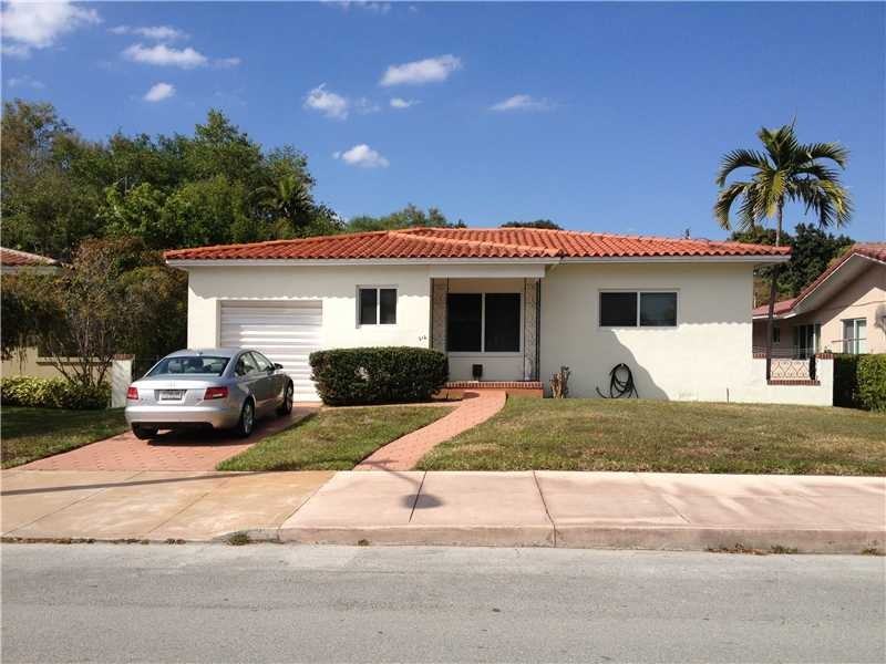 212 Ponce De Leon Blvd - Photo 2 of 4