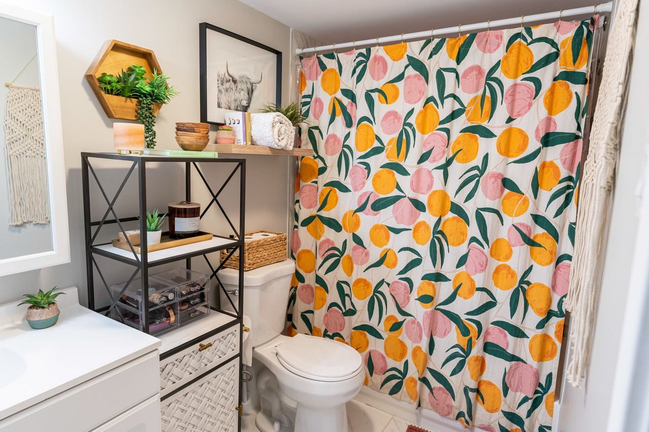 405 at Main - Photo 6 of 13