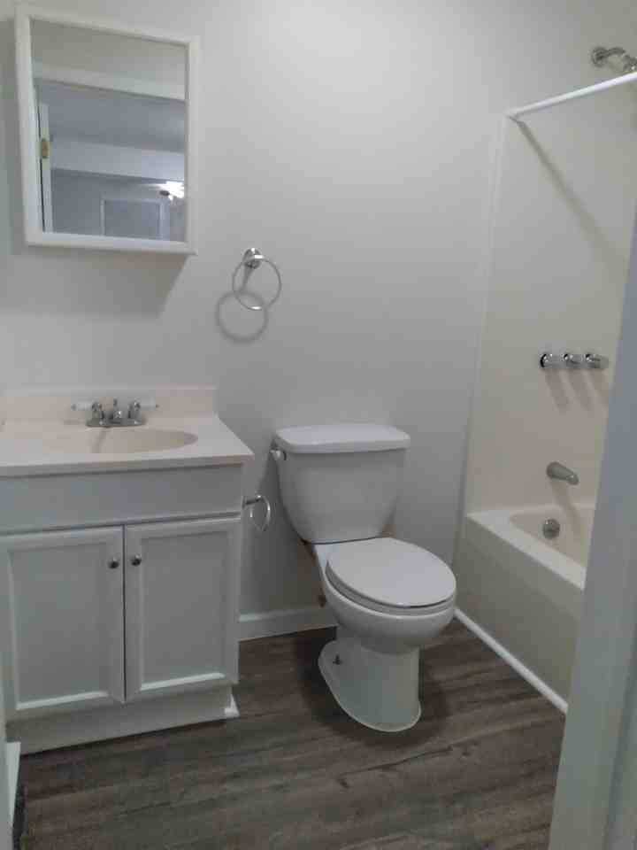 22 Laurel Ave #1 - Photo 3 of 6