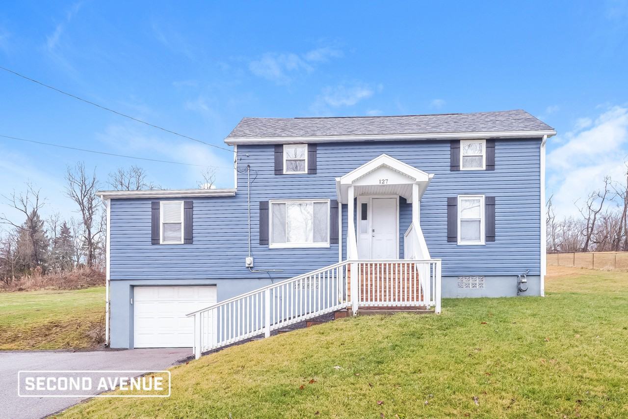 127 Woods Ave