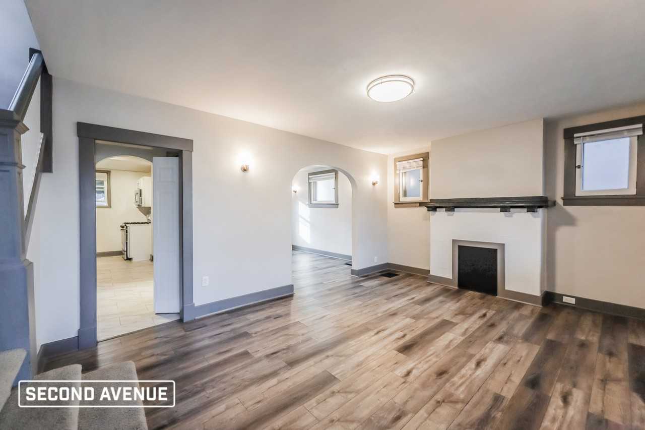 1418 Westfield St - Photo 2 of 15