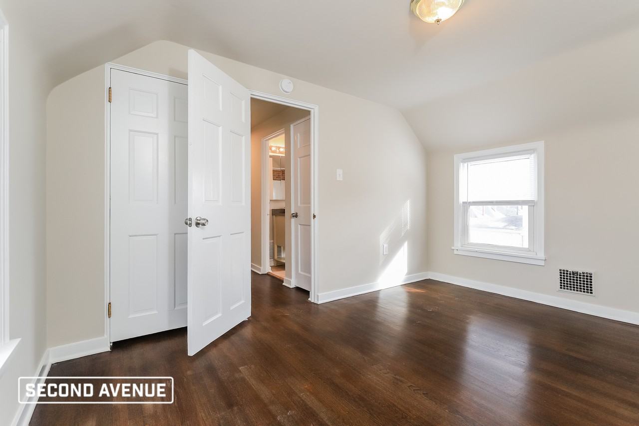 819 Fleming St - Photo 7 of 15