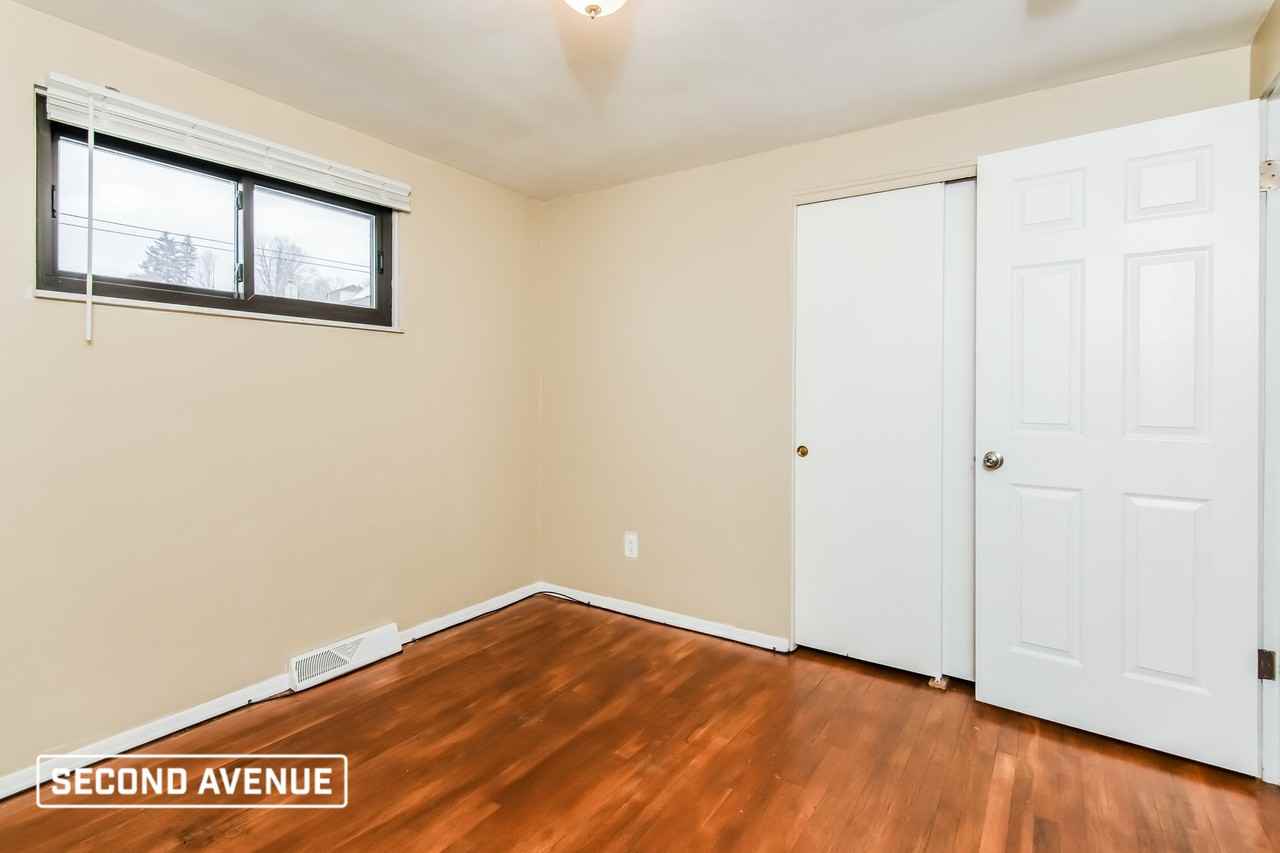 11556 Mckee Rd - Photo 7 of 14