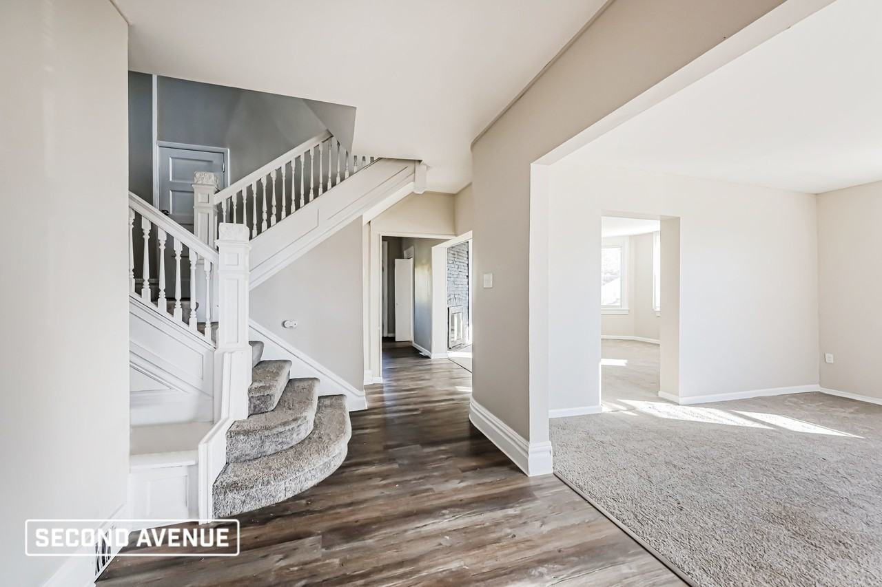 719 2nd St - Photo 2 of 15