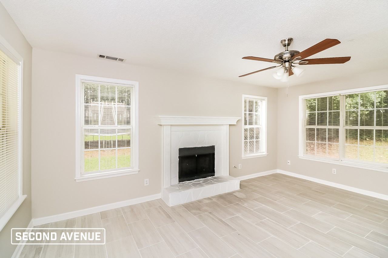 514 Willow Creek Dr - Photo 6 of 16
