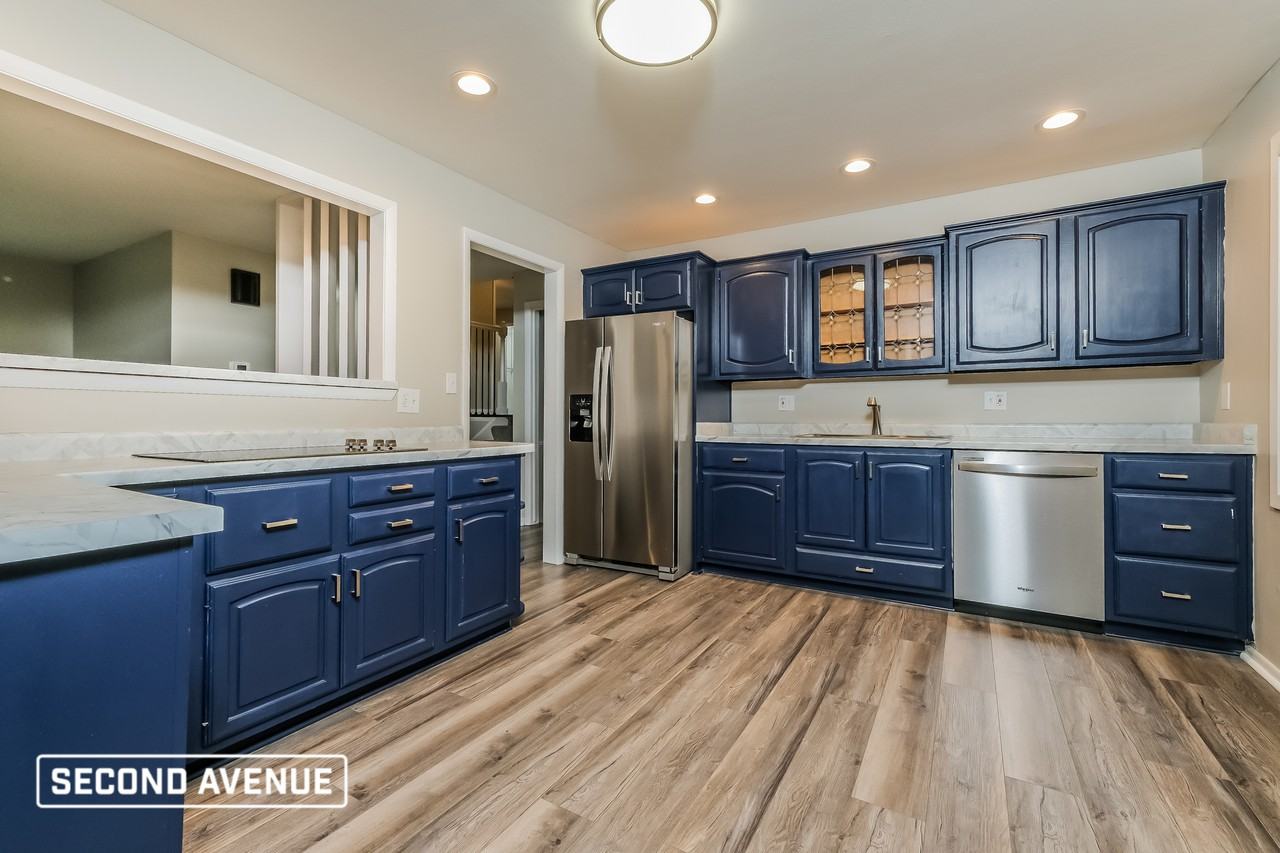 6241 N Robinhood Ln - Photo 2 of 17