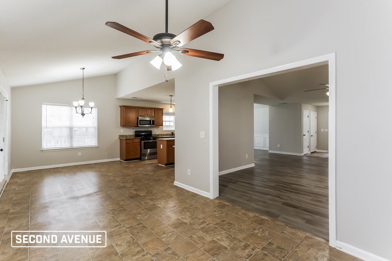 88 Silver Oak Ter - Photo 5 of 13