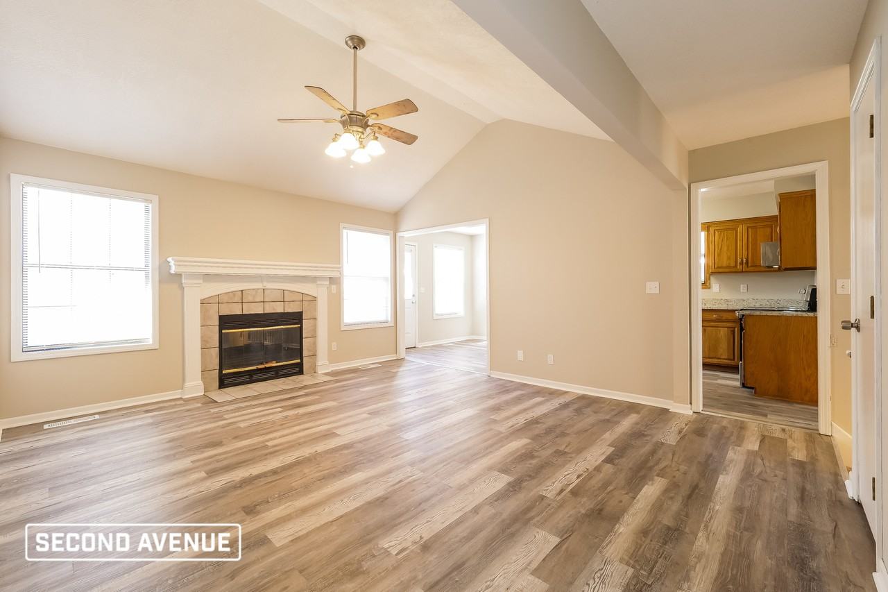 117 Monroe Ave - Photo 7 of 20