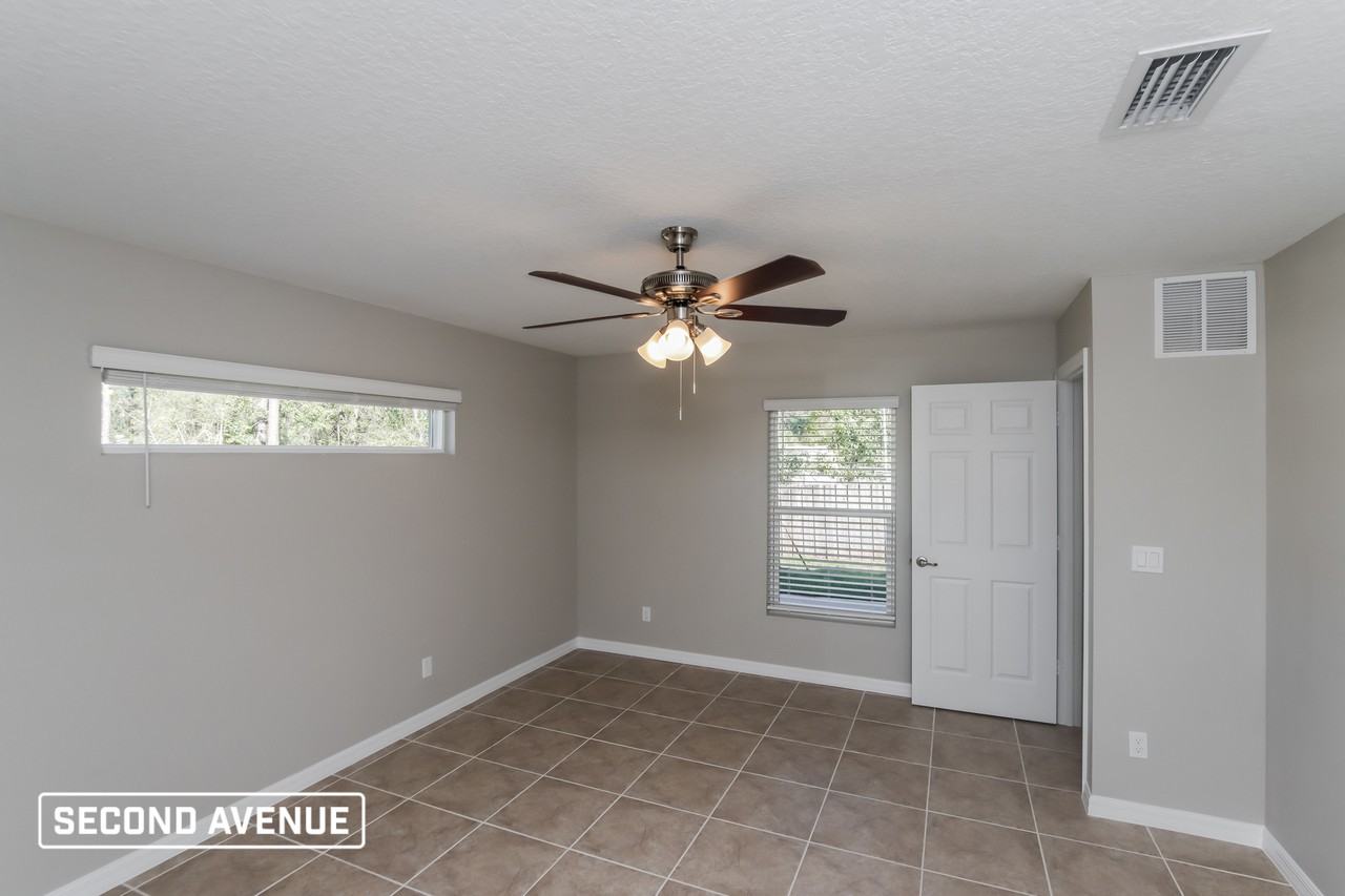 1050 San Rafael Rd Sw - Photo 4 of 17