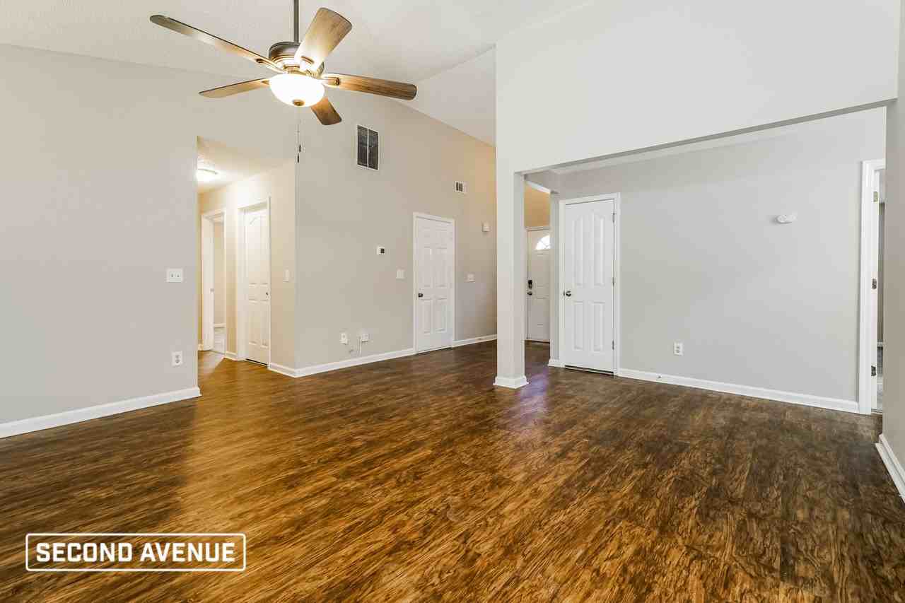 10784 Knotty Pine Pl - Photo 4 of 17