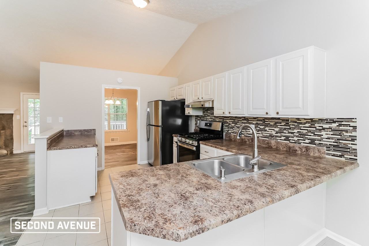 13 King Arnold Dr - Photo 4 of 18