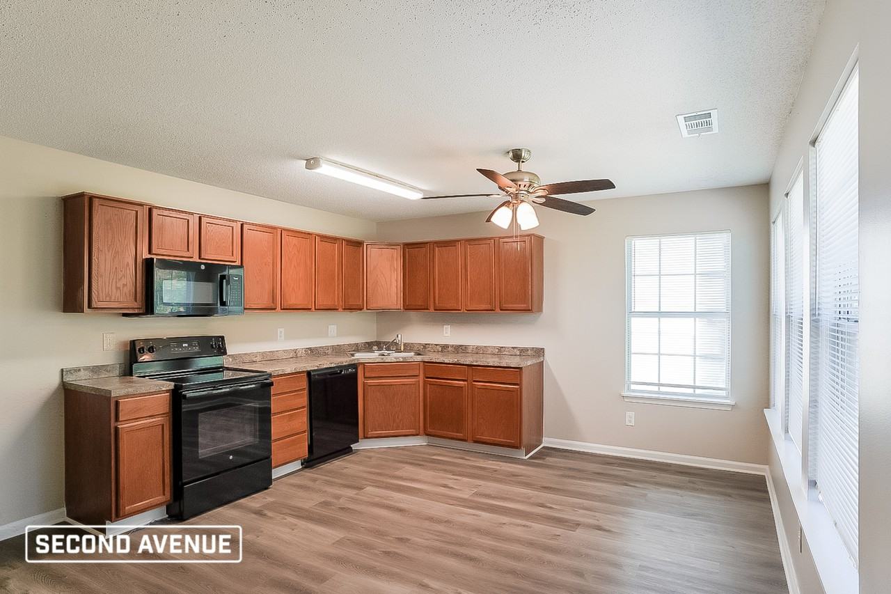 6850 John Clark Drive - Photo 4 of 20