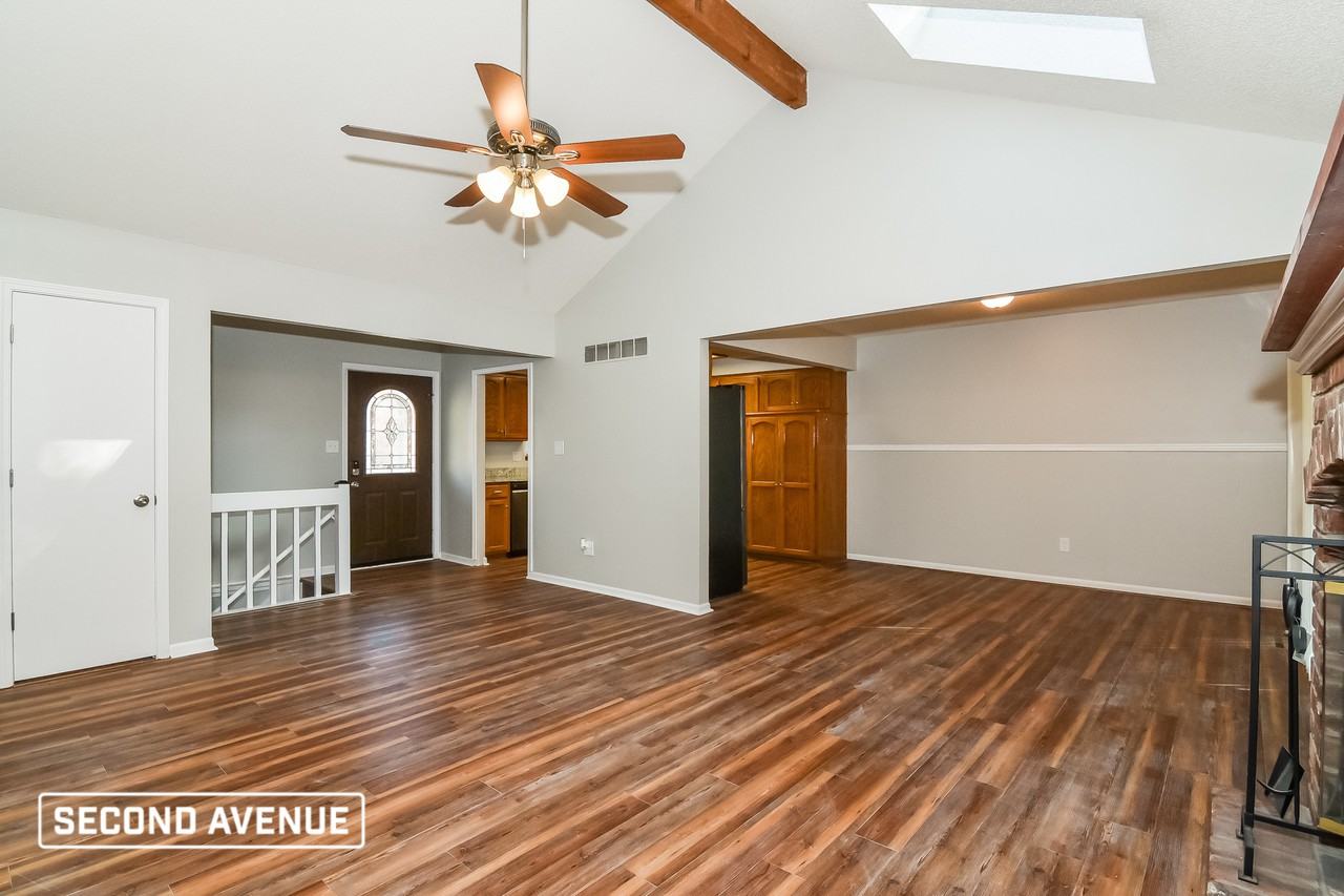 716 Se Shamrock Ln - Photo 7 of 20