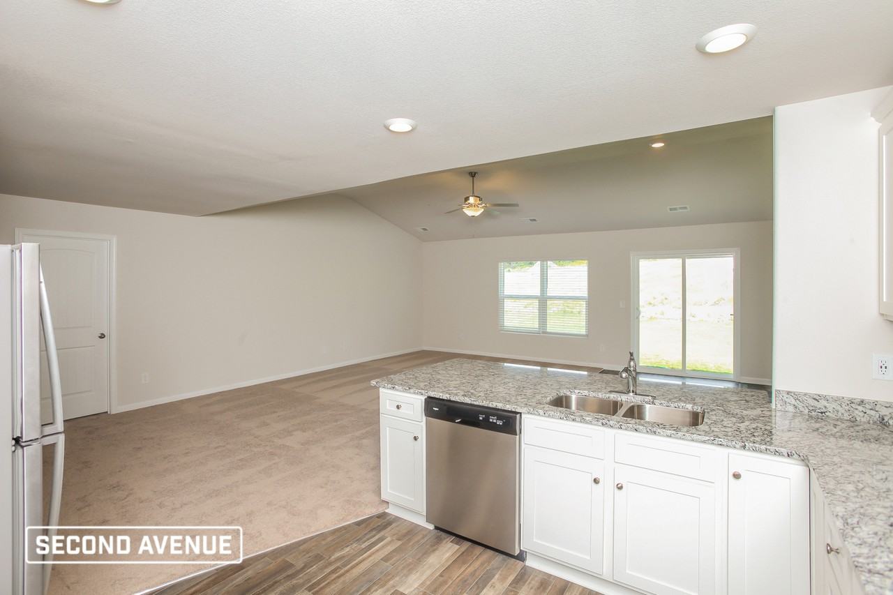 317 Greenwood Valley Ct - Photo 6 of 22