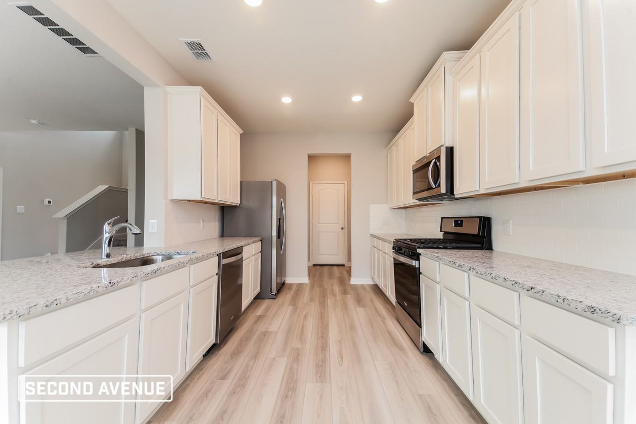 2000 Erlinda Dr - Photo 2 of 19