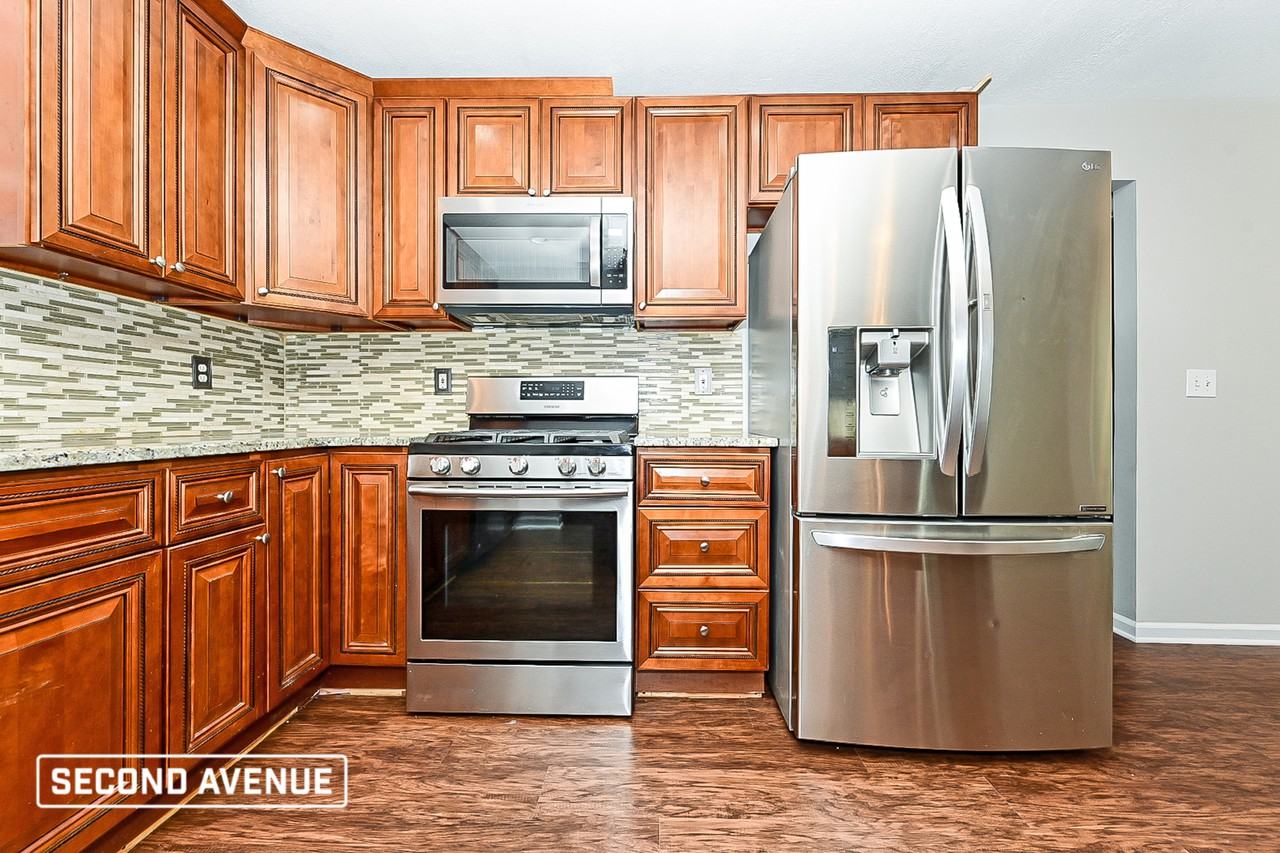 222 Ferguson Ave - Photo 2 of 18