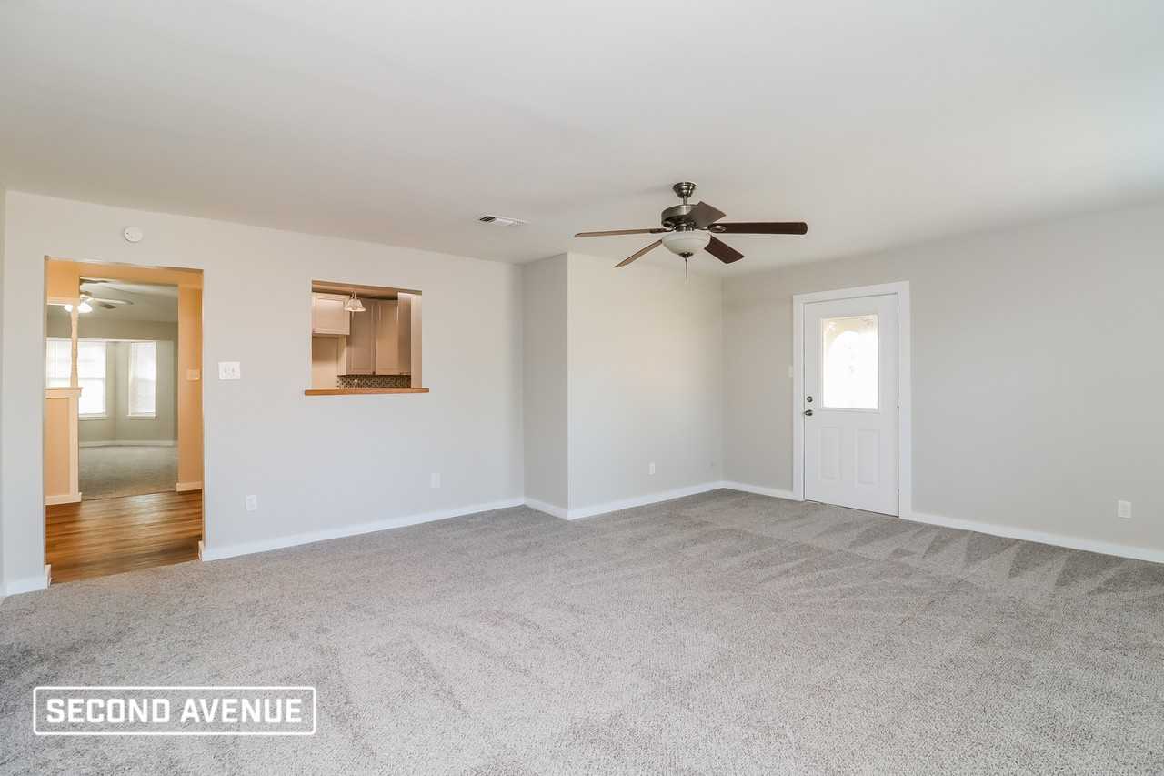 10208 Spoonbill Ct - Photo 6 of 21