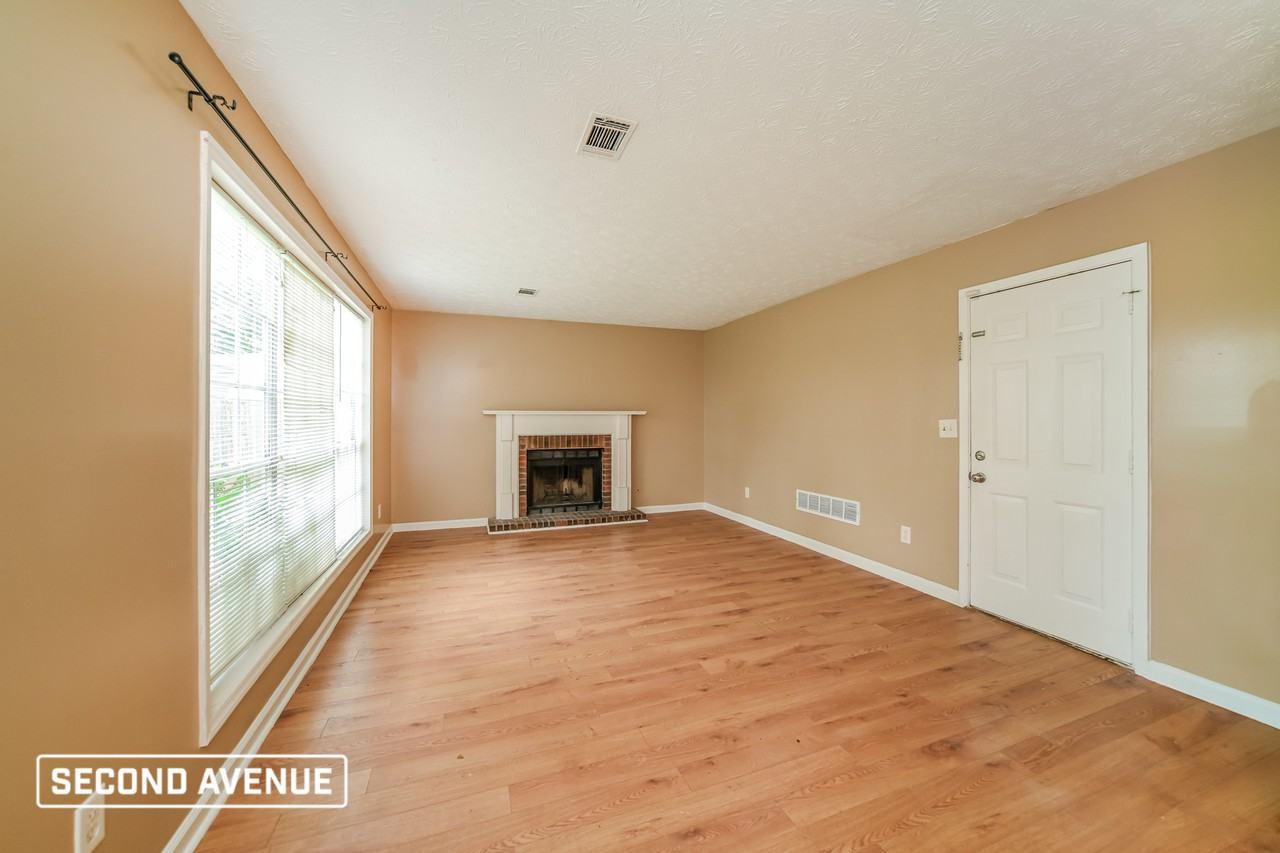 231 Red Oak Ct - Photo 5 of 19