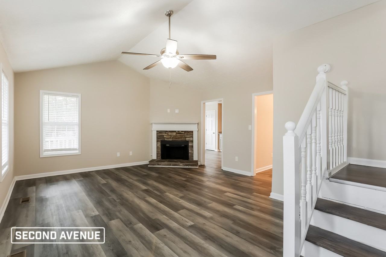 75 Alexandria Ct - Photo 2 of 15