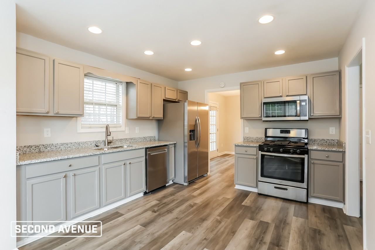 75 Alexandria Ct - Photo 4 of 15