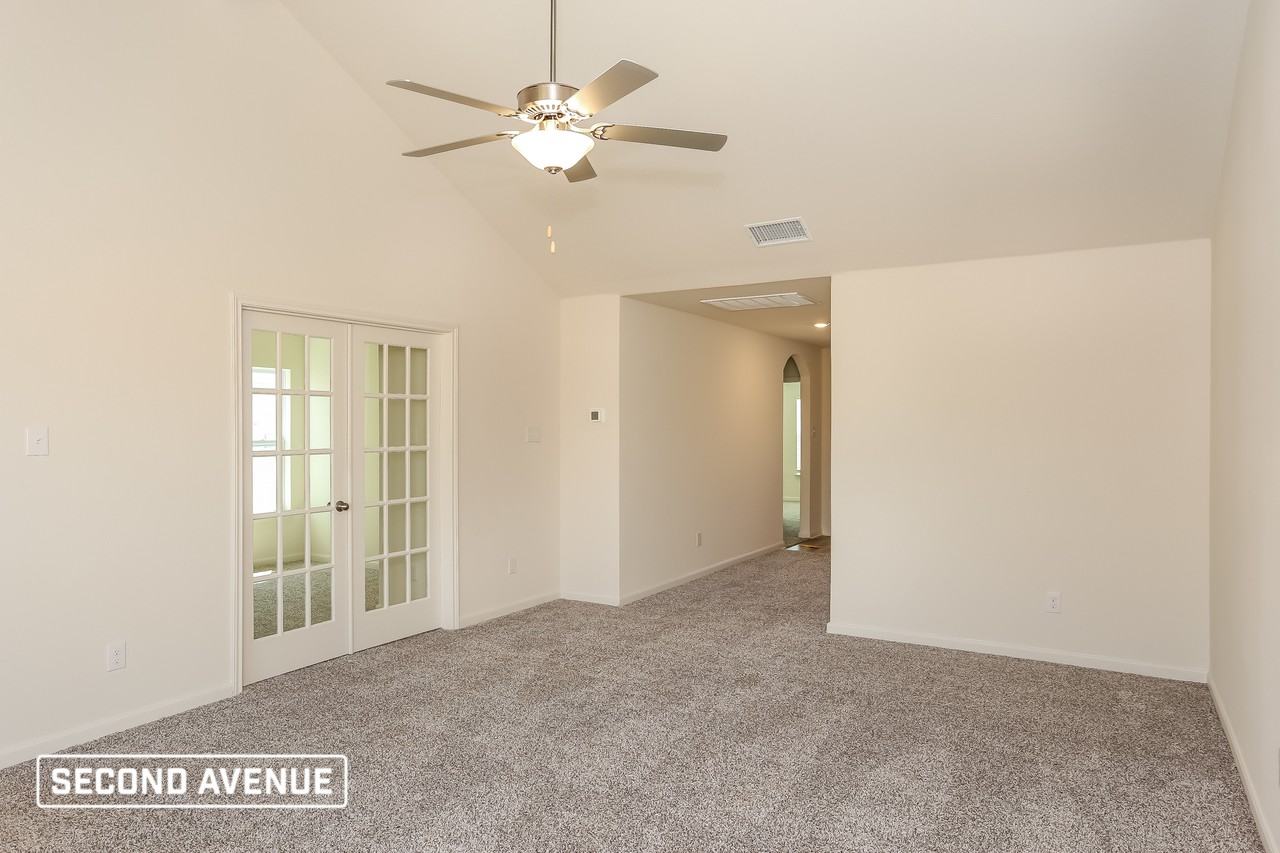 1428 Palamedes Dr - Photo 7 of 18