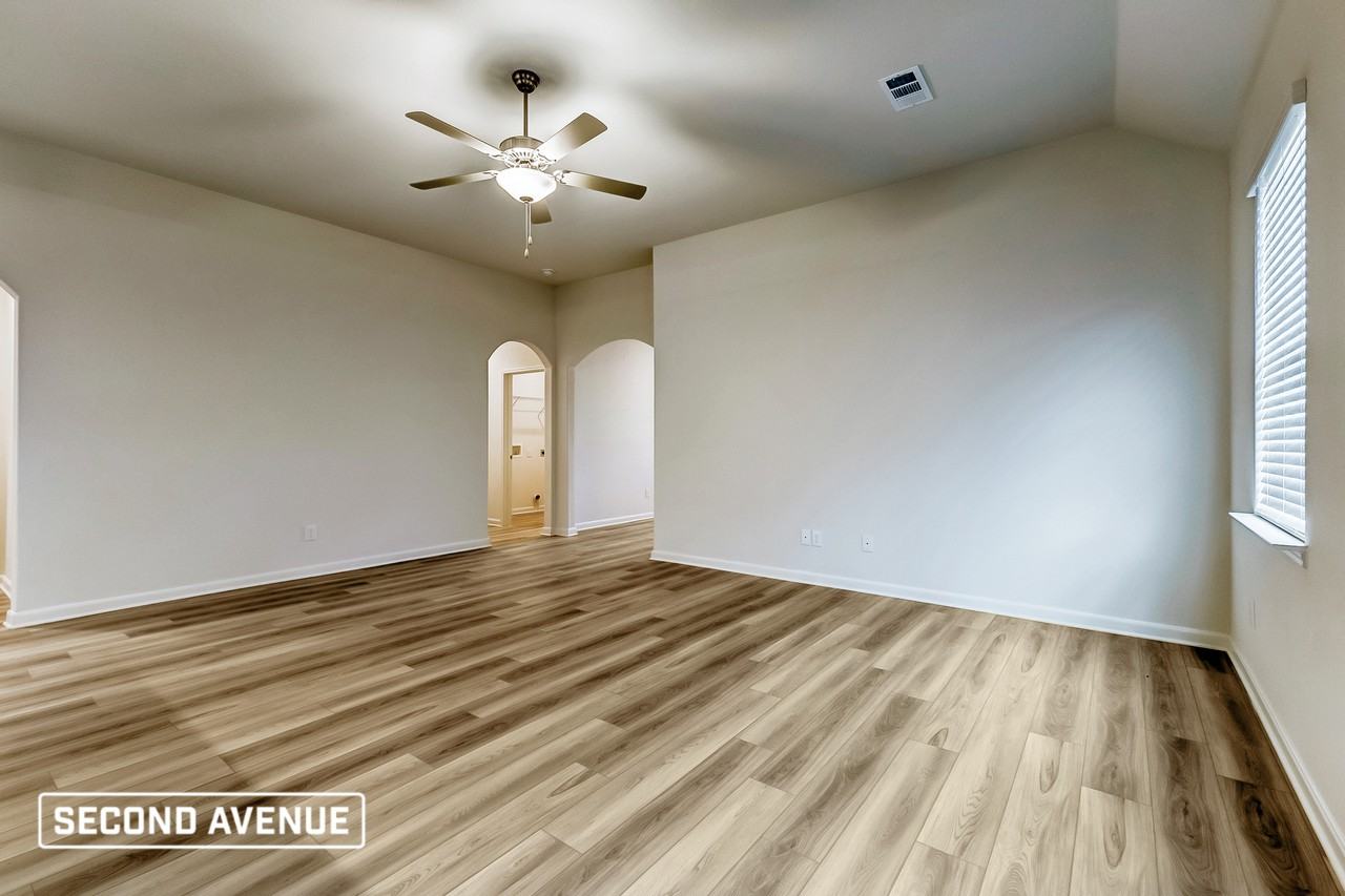 1400 Woodwinds Dr - Photo 6 of 19