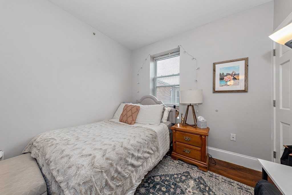 Sewall St - Photo 3 of 30