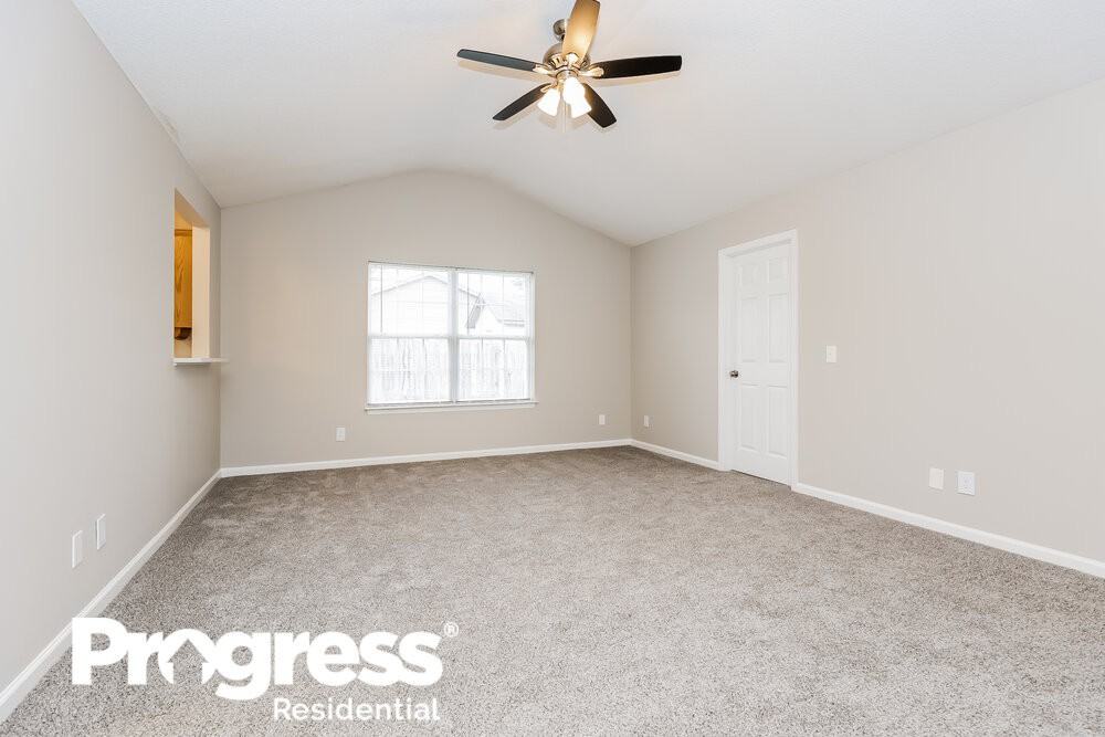 515 Cedar Park Cir - Photo 3 of 16