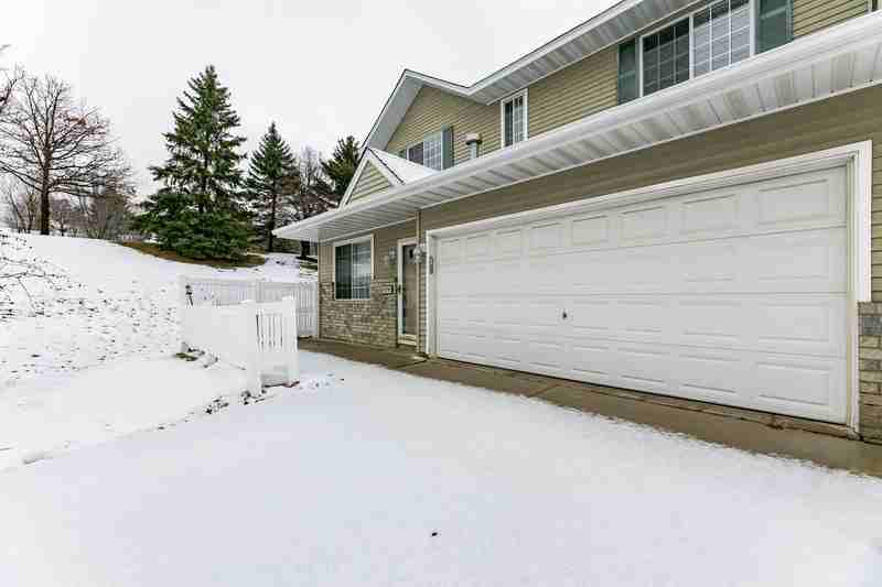 3079 Juniper Ln - Photo 3 of 29