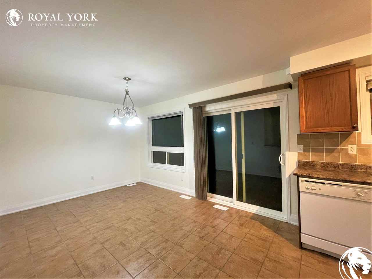 59 Powell Dr - Photo 3 of 33