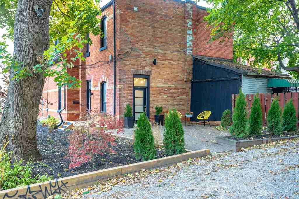 3 Melbourne Ave #3 - Photo 3 of 28