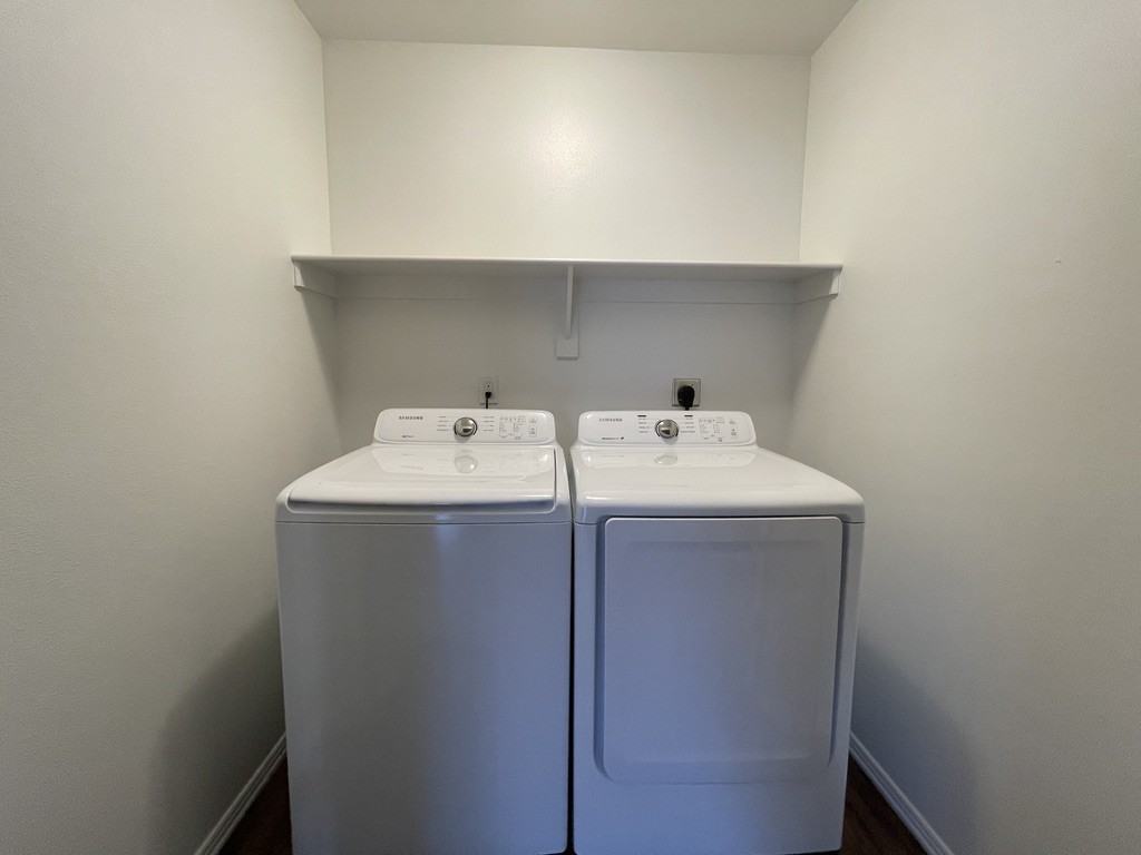 3002 Sw Deerfield Blvd #1 - Photo 7 of 16