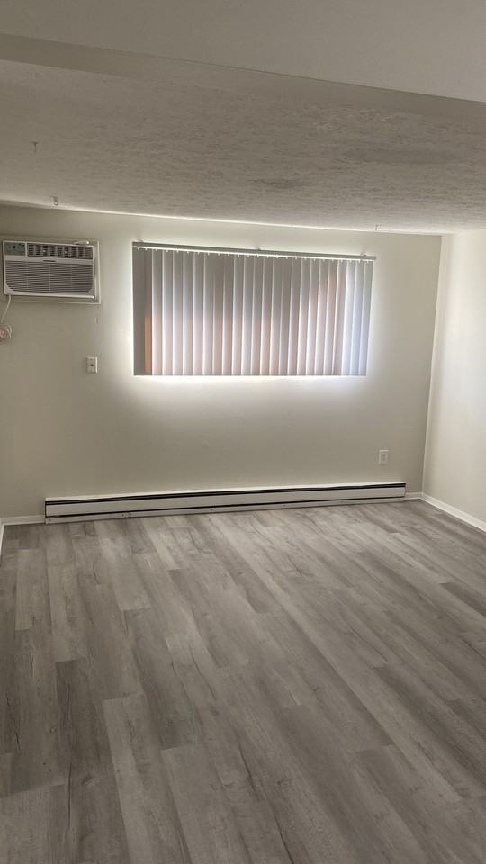 1508 Herbert Dr #1508E - Photo 5 of 11