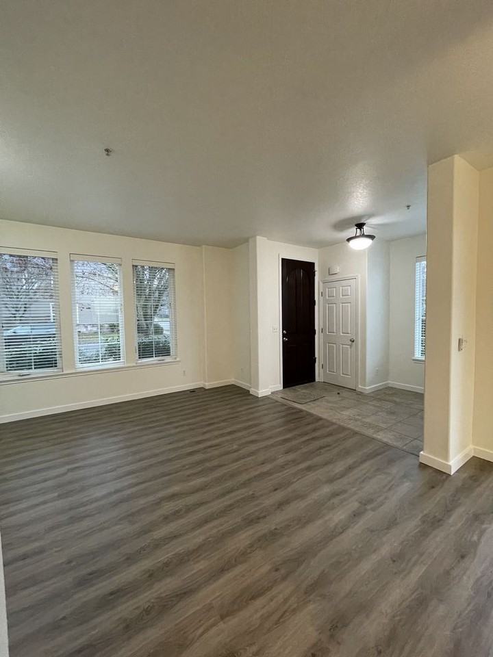 29480 Sw Villebois Dr S - Photo 2 of 18