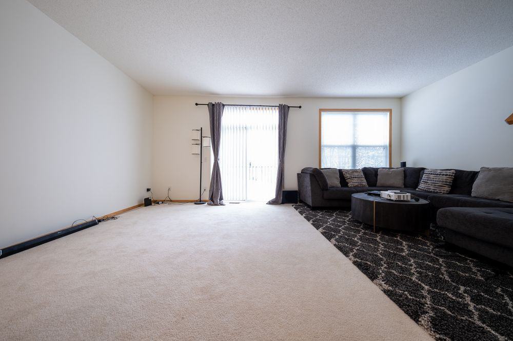 605 Village Pkwy - Photo 2 of 27