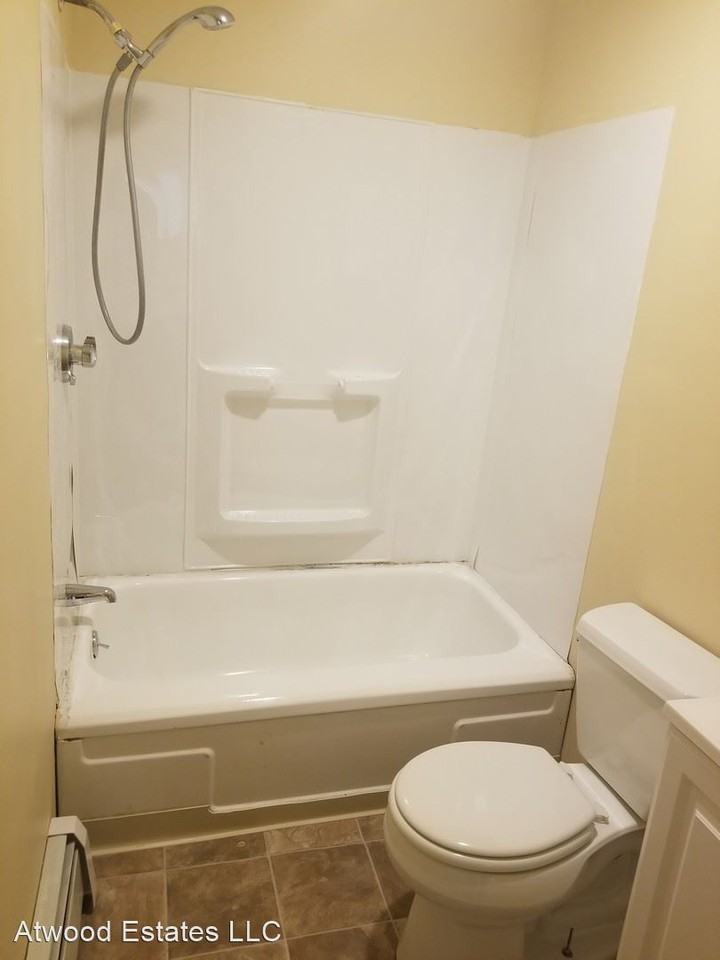 Atwood Court - Photo 2 of 5