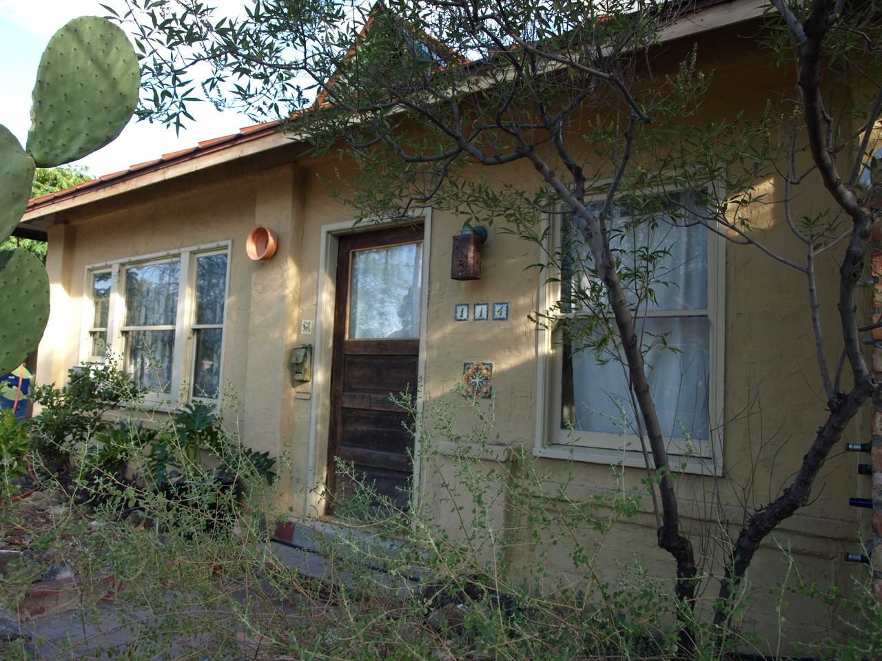 114 E 5th St - Photo 3 of 52