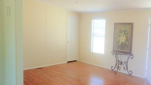 30033 Hartfell Rd - Photo 3 of 7