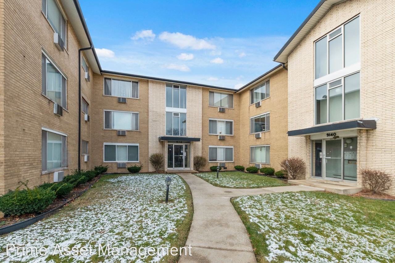 9140-60 S Cottage Grove Ave - Photo 2 of 10