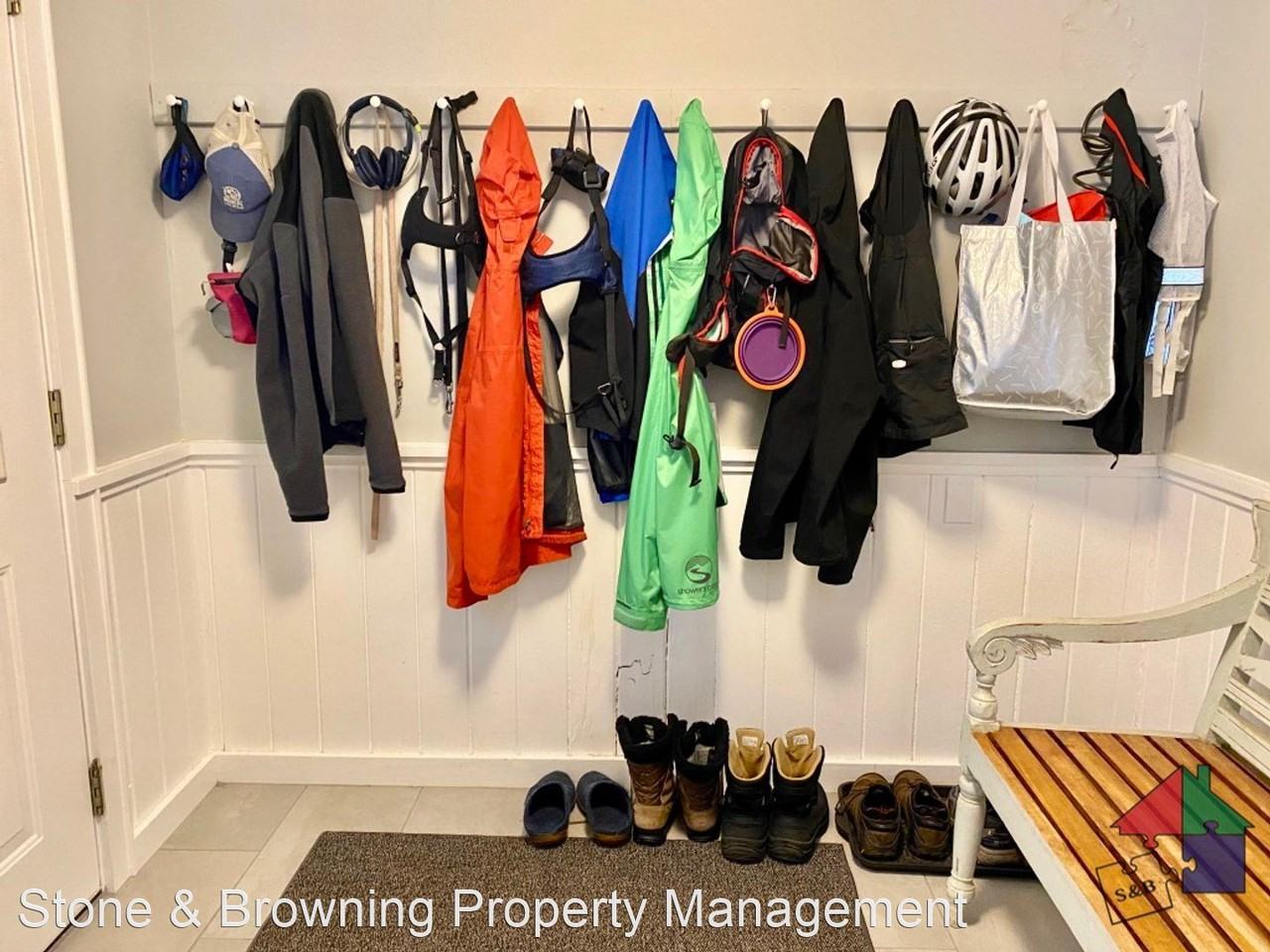 1100+1102 Spear St Apartments in South Burlington North, South