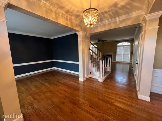 5506 Harbor Gate Ct - Photo 3 of 31