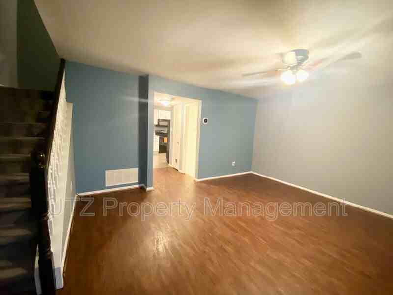 4313 White Oak Ct - Photo 3 of 15