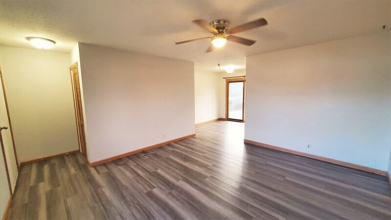6235 Langdon Ave Sw - Photo 4 of 37